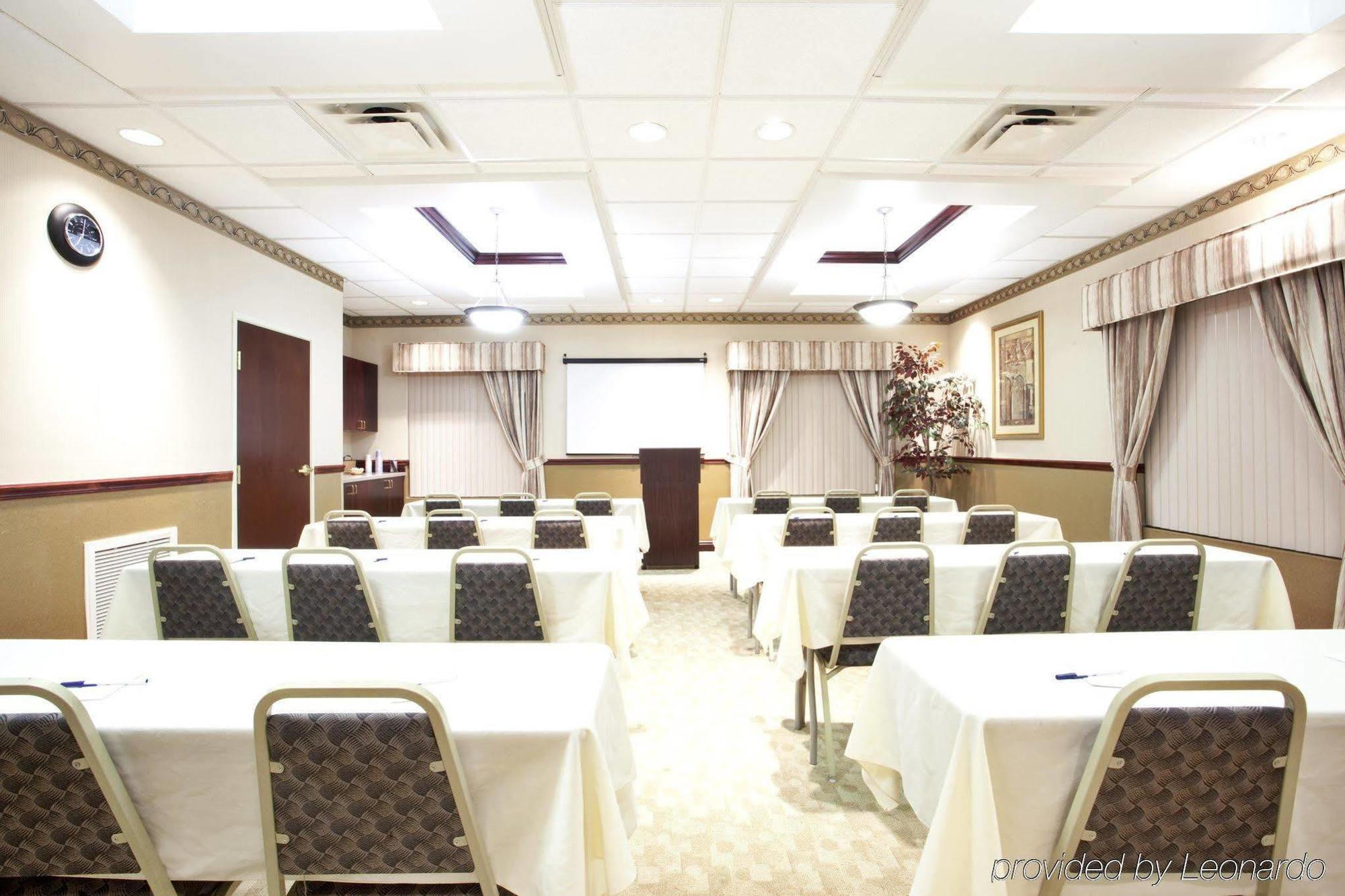 Holiday Inn Express Hotel & Suites Christiansburg By Ihg Einrichtungen foto